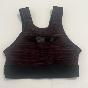 Lululemon run the day bra size 4